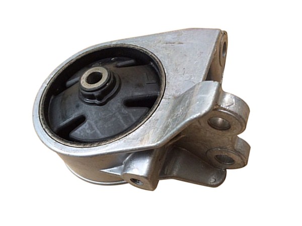 Engine Mount MR131864