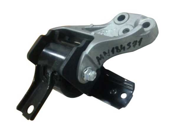 Engine Mount MN184371