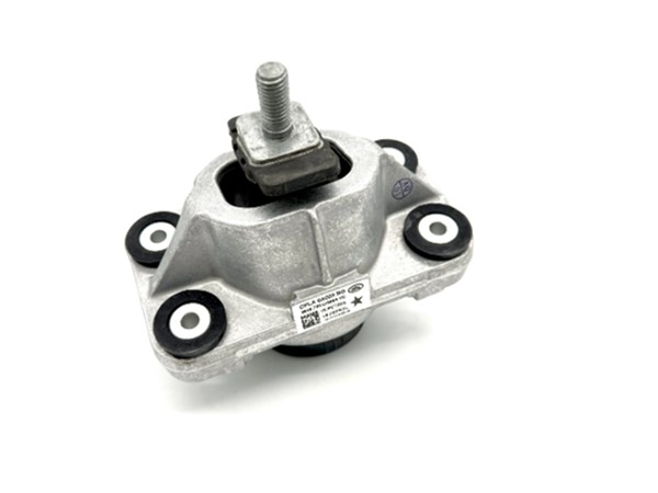 Engine Mount LR057632