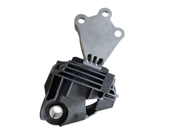 Engine Mount J7BG-6F012-AE